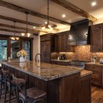 Country StyledKitchen:SpecialAspectsofDecoration