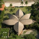 Leaf House: Brazilian Flower From Mareines + Patalano Arquitetura