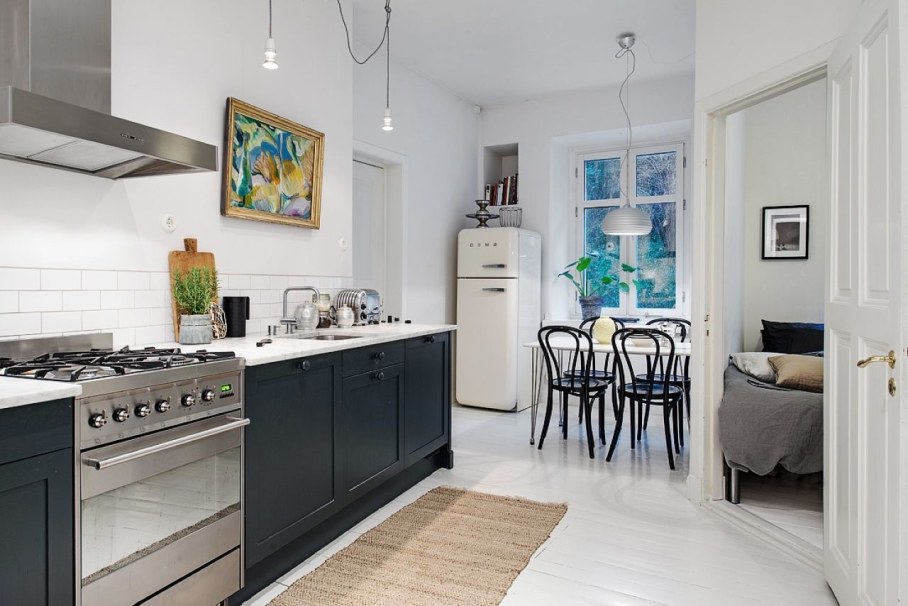 Scandinavian-style kitchen design - The main color is white