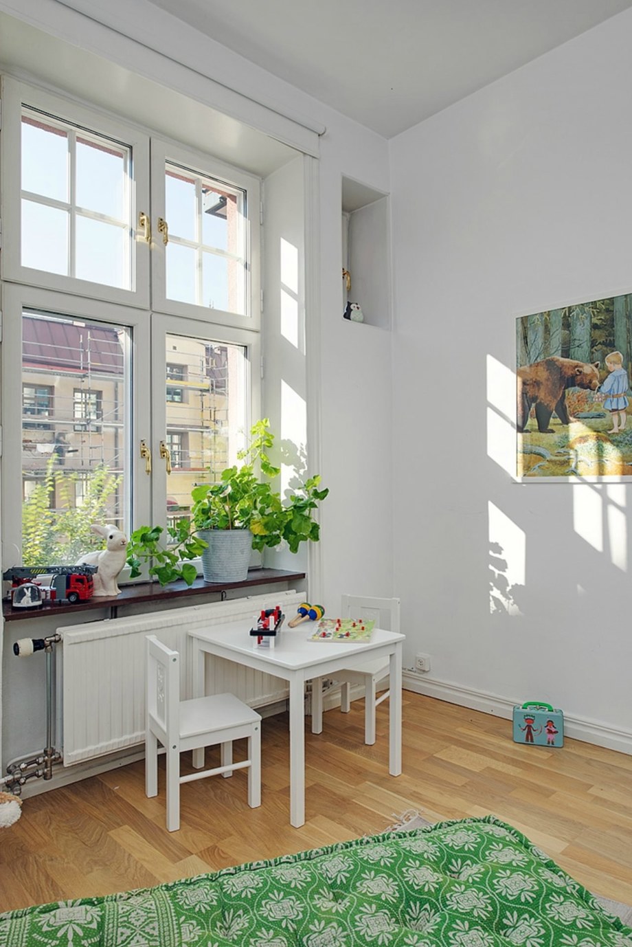 Scandinavian-Styled-Childrens-Room-12