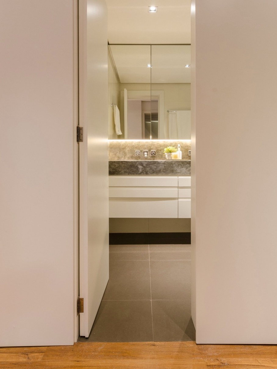 Apartment for a young couple in Brazil - Bathroom 2