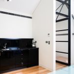 Australian «Corben Architects» studio converted a huge warehouse into the dwelling