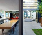 Australian «Corben Architects» studio converted a huge warehouse into the dwelling