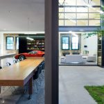 Australian «Corben Architects» studio converted a huge warehouse into the dwelling
