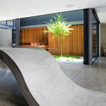 Australian «Corben Architects» studio converted a huge warehouse into the dwelling