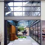 Australian «Corben Architects» studio converted a huge warehouse into the dwelling