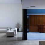 Australian «Corben Architects» studio converted a huge warehouse into the dwelling