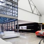 Australian «Corben Architects» studio converted a huge warehouse into the dwelling