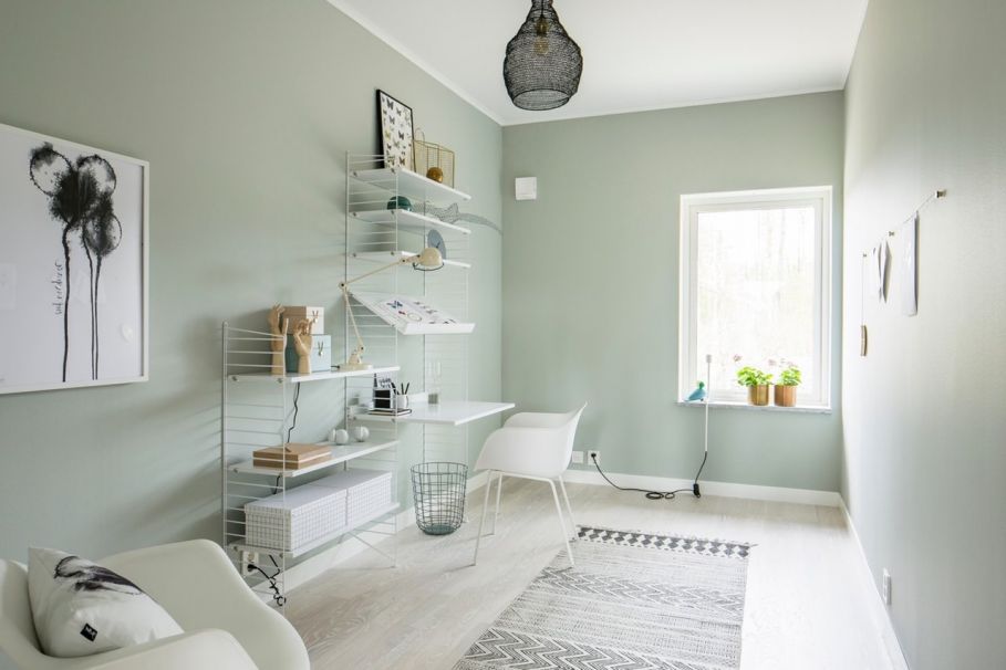 Red House in Swedish style by Thomas Sandell - Workplace