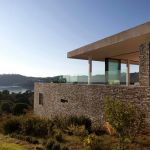 The shining “Plane House” residence on the Greek island