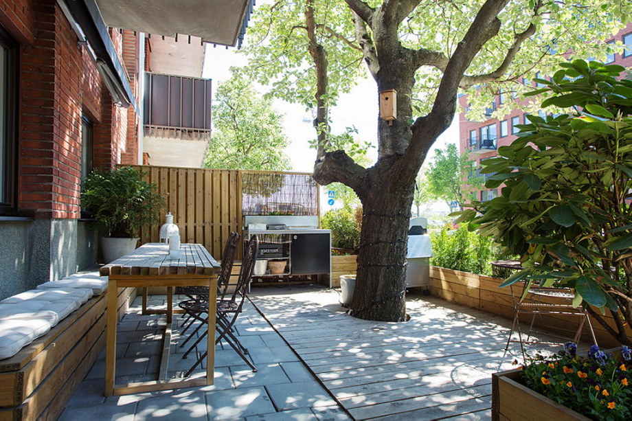 An apartment with the pallet decor in Stockholm 13