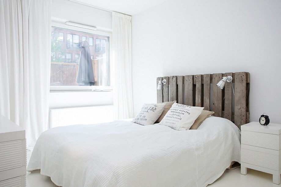 An apartment with the pallet decor in Stockholm 9