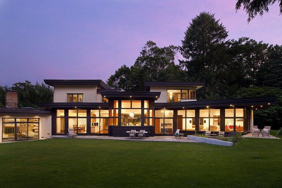 The restoration of the private residence in Chestnut Hill, Massachusetts 1