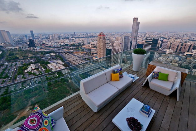 storeypenthouseSkyinTelAviv,Israel