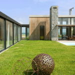 The beach house La Boyita Residence by Martin Gomez Arquitectos, Uruguay