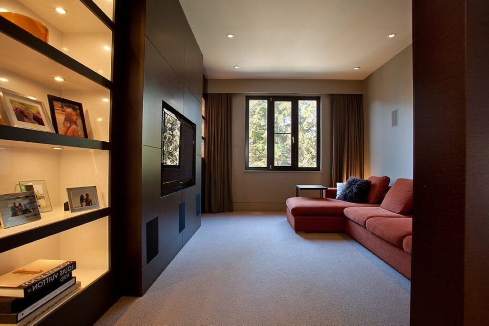 A Stylish House In British Columbian Mountains Worthing $8.5 Million 19