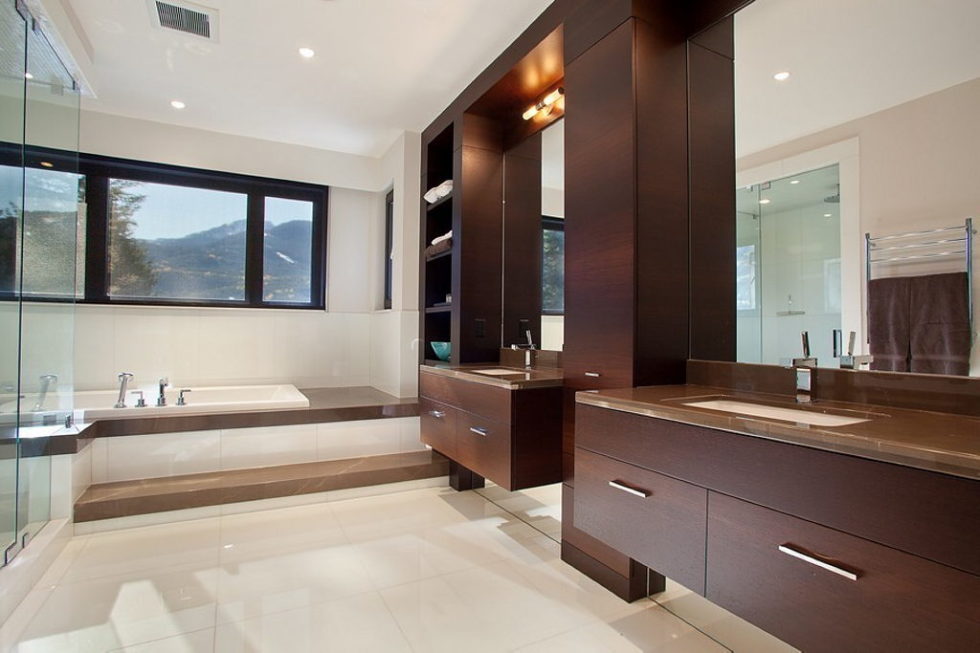 A Stylish House In British Columbian Mountains Worthing $8.5 Million 24