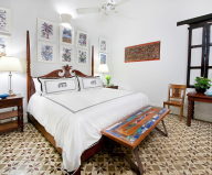 Casas del XVI: Hotel In Early American Style