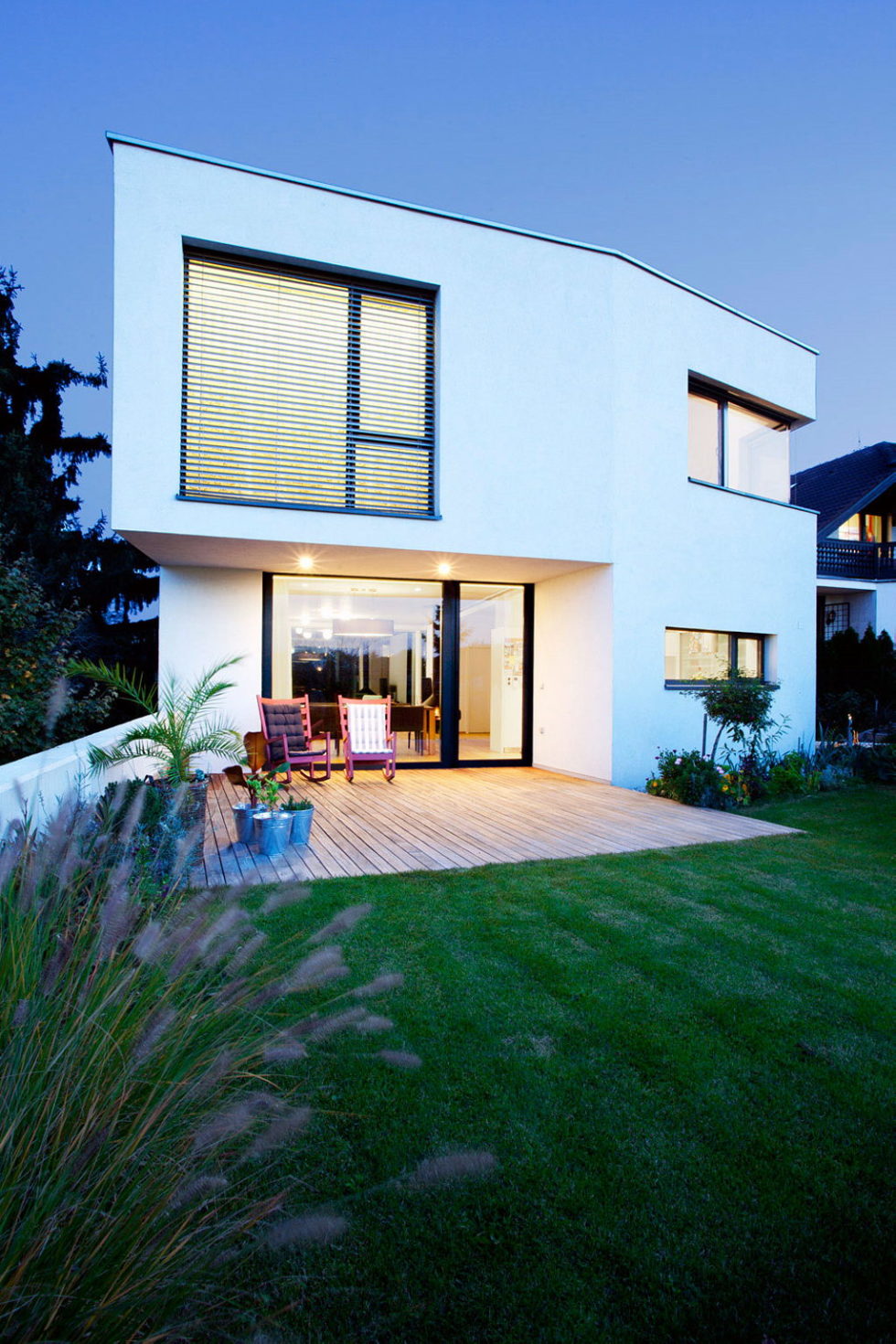 Modern Design Of Double View House in Bratislava, Slovakia 18