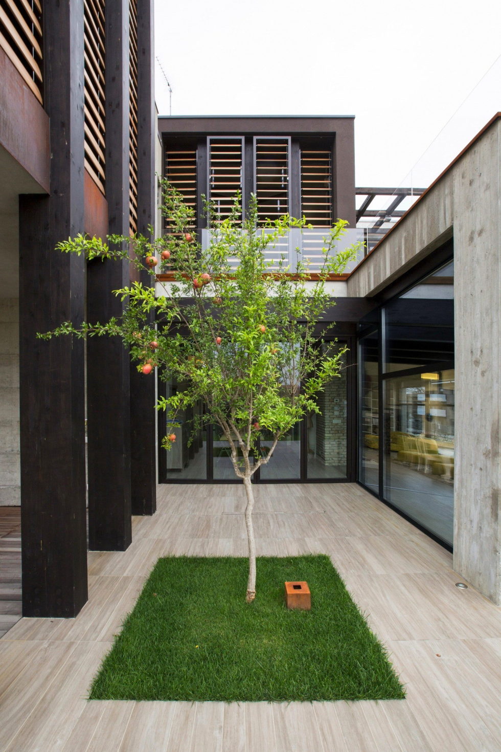 The House For Writer In Bologna From Giraldi Associati Architetti 11