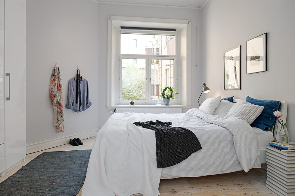 The modern design of the old apartment in Sweden 15