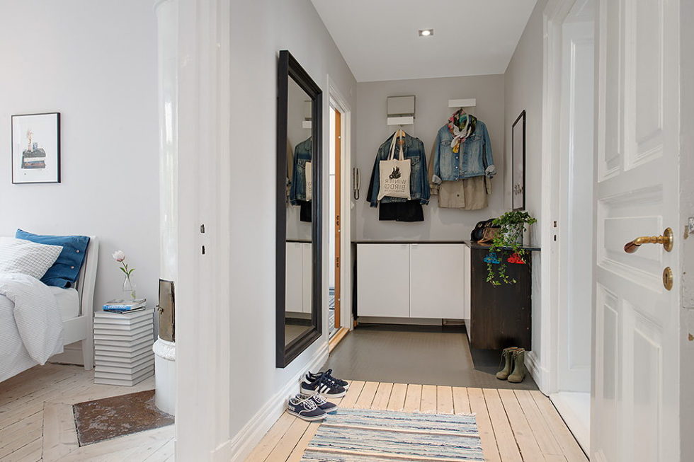 The modern design of the old apartment in Sweden 18