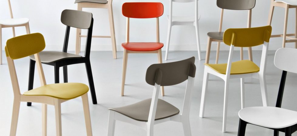 The Feature Of Modern Kitchen Is Chairs