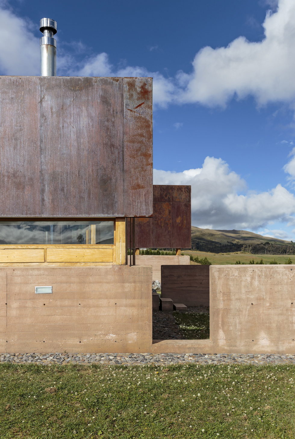 Rumilahua House Villa Among Volcanos In Ecuador, From Emilio Lopez Herrera и Luis Lopez 11