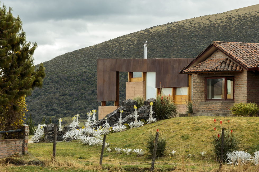 Rumilahua House Villa Among Volcanos In Ecuador, From Emilio Lopez Herrera и Luis Lopez 6
