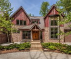 ThecharmingvillagehouseinIndianapolis,Indiana,USAisdisplayedforsalefor$.million