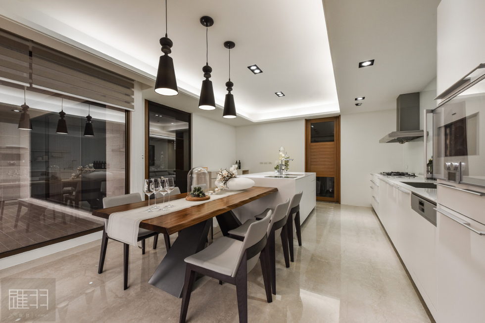 Interior Of The Apartment In Taiwan From Manson Hsiao, Hui-yu Interior Design Studio 13
