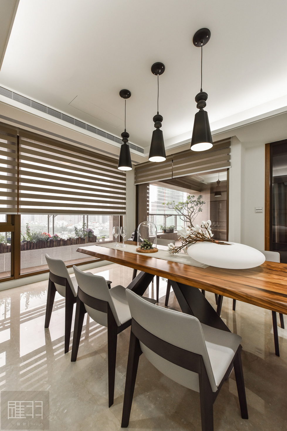 Interior Of The Apartment In Taiwan From Manson Hsiao, Hui-yu Interior Design Studio 15