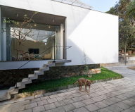 “TheShelter&#;:ExtensionOfTheRuralHouse`sSpaceinVietnam