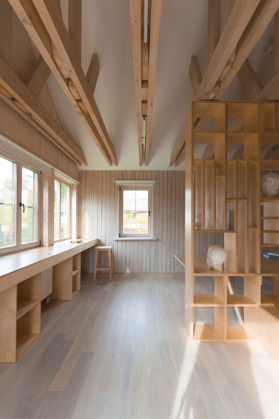 The studio for an architect in the garage from the Ruetemple 11