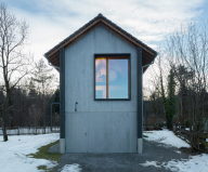 Wooden House At The Upper Bavaria From Arnhard und Eck Architekten Bureau