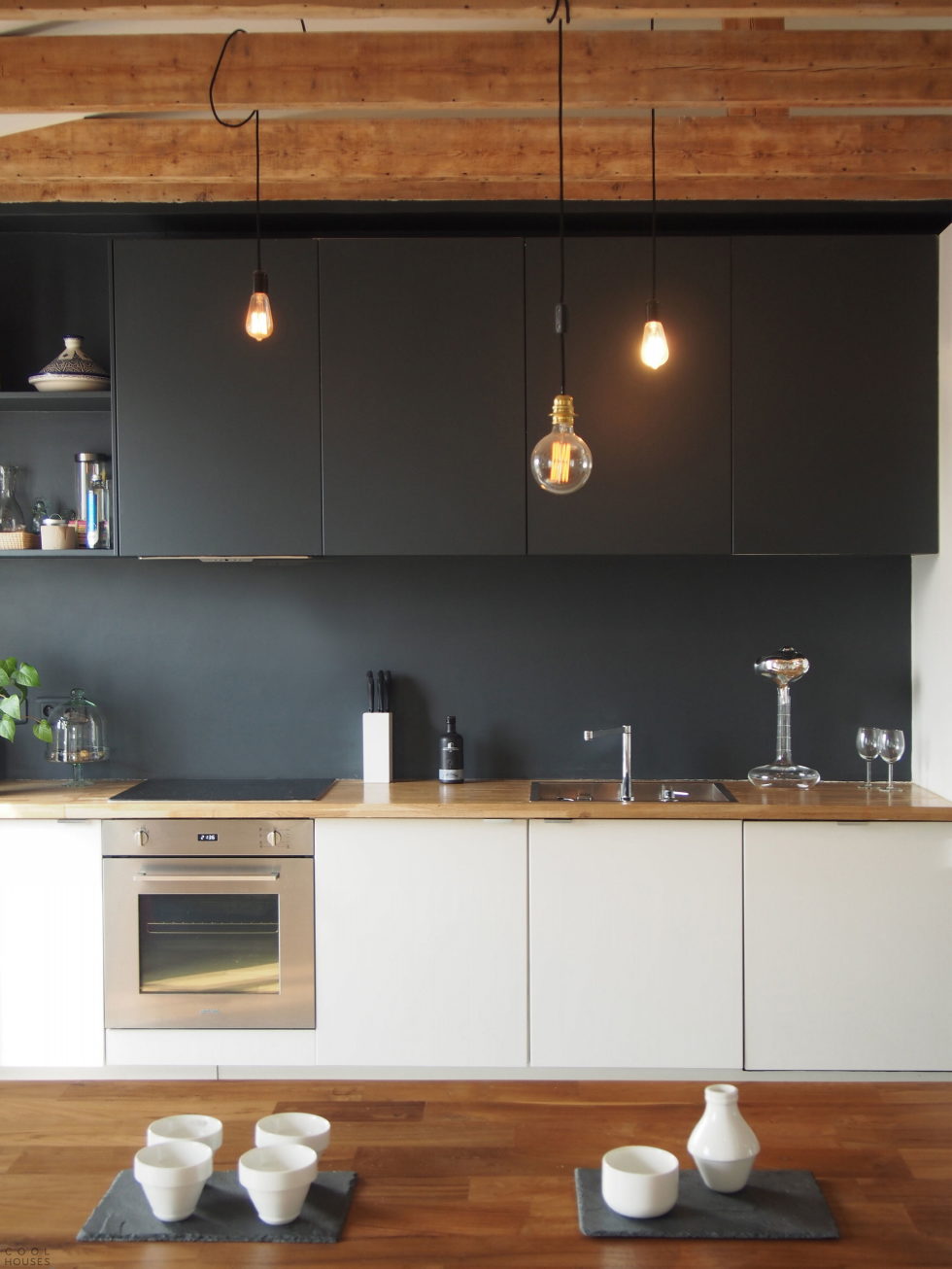 Modern Apartment Instead Of Attic Premises In Paris From Atelier DCCP Architectes 27