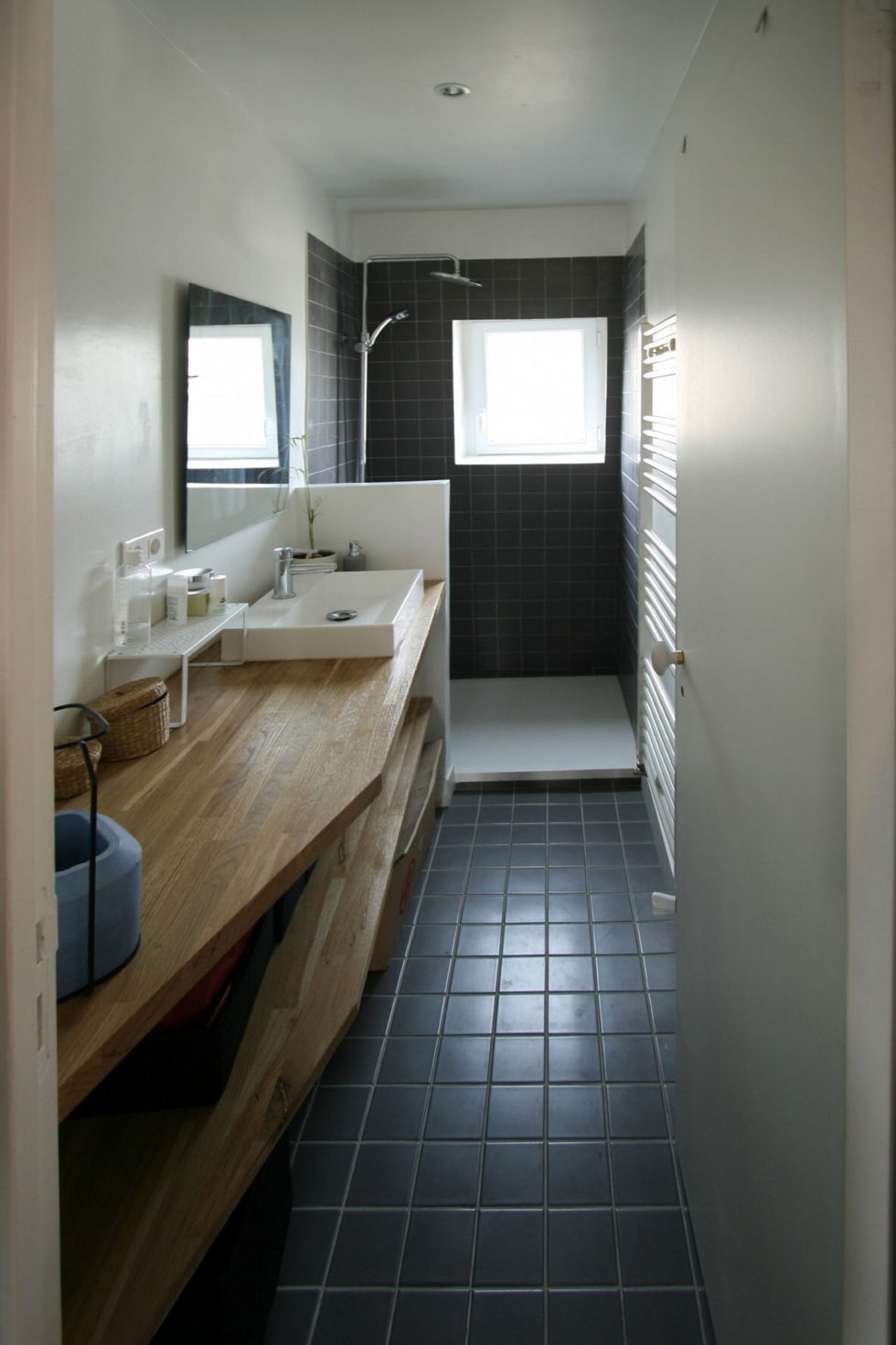 Modern Apartment Instead Of Attic Premises In Paris From Atelier DCCP Architectes 34