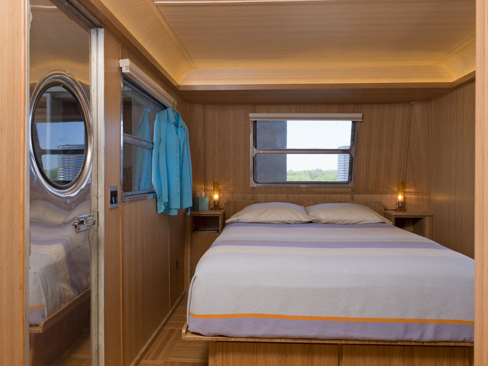 The House Made Of Aluminum Trailer In Texas From Andrew Hinman Architecture 12