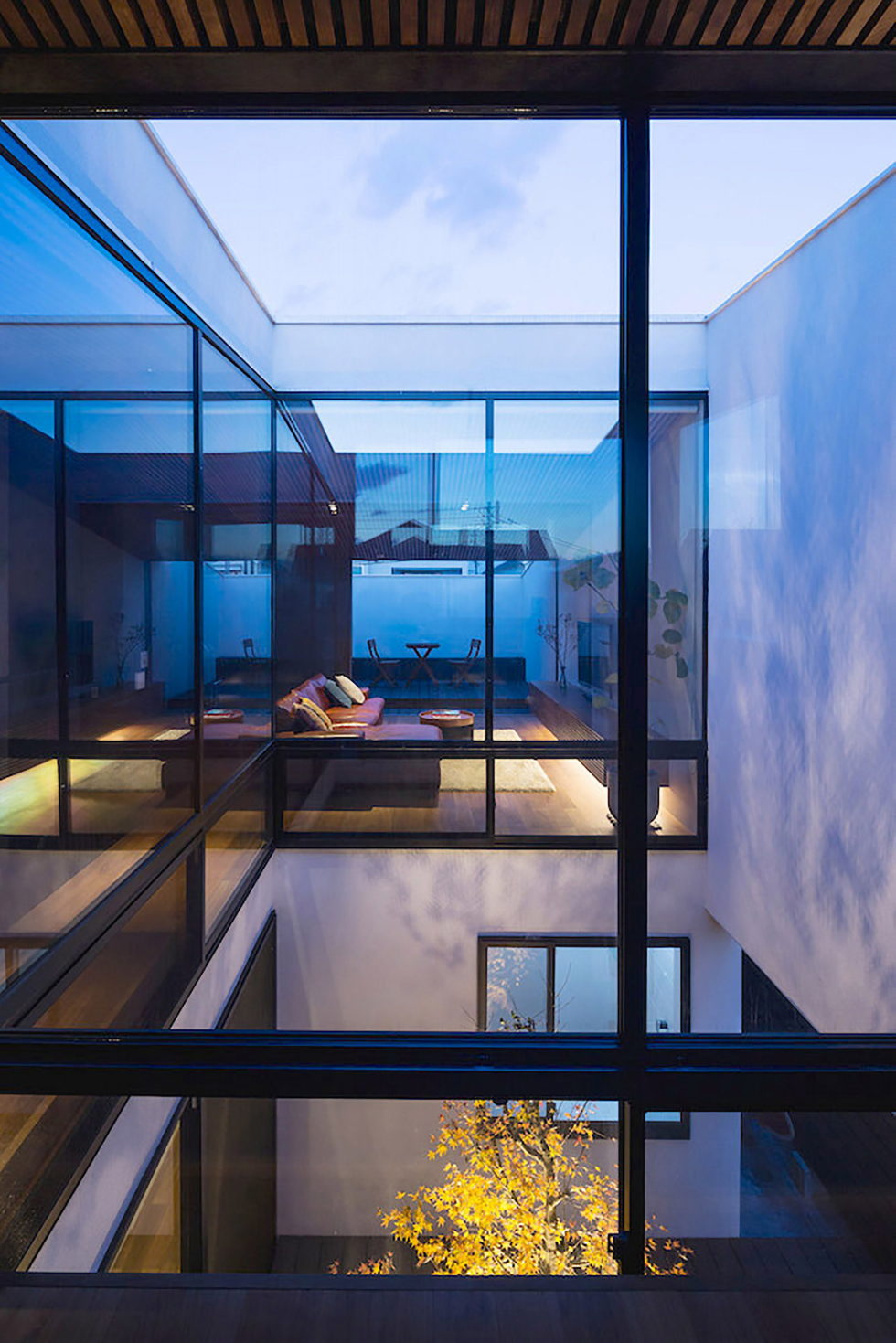 The Wave house by the APOLLO Architects & Associates studio 11