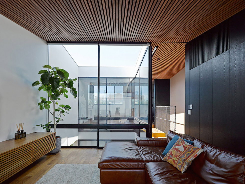 The Wave house by the APOLLO Architects & Associates studio 5