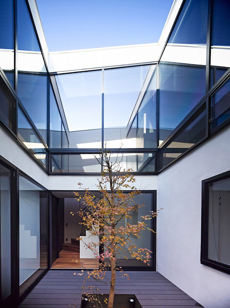 The Wave house by the APOLLO Architects & Associates studio 8