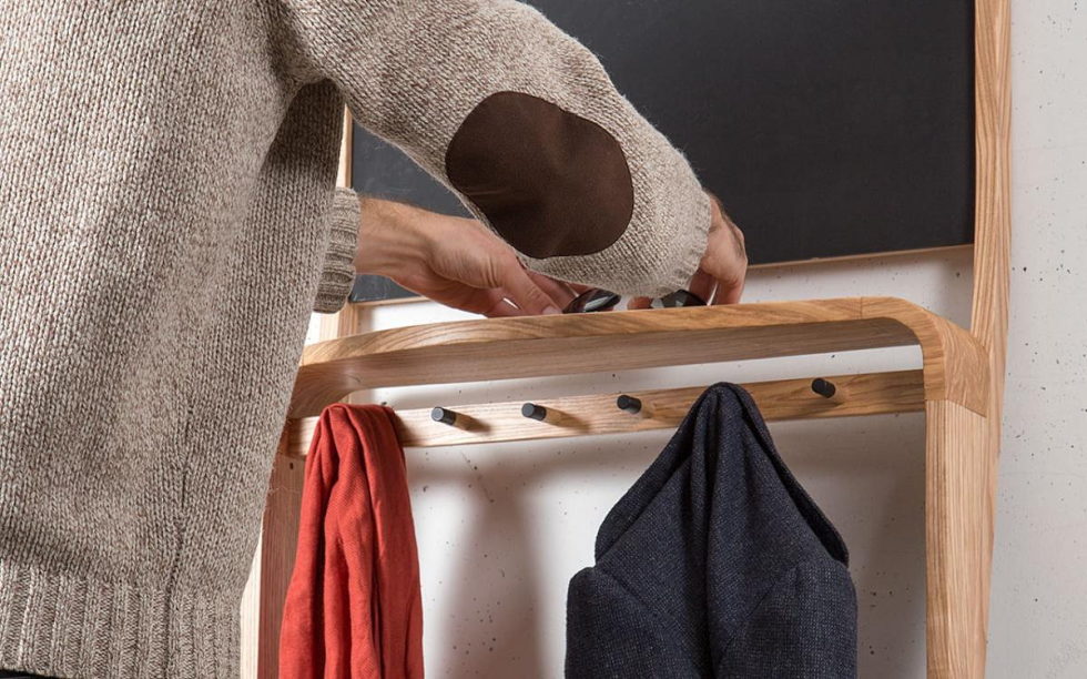 The organizer Leaning Loop for clothes, shoes and small things 6
