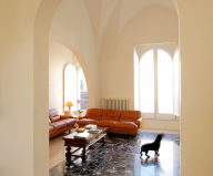 Italian House With A Fabulous Back-Yard Garden 14