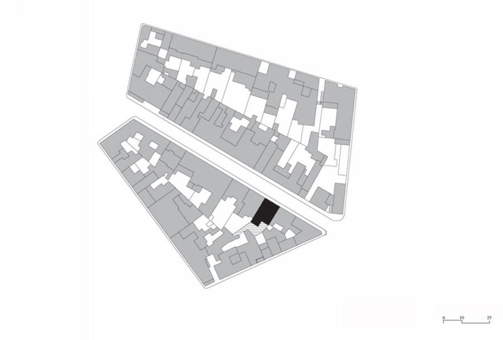 Italian House With A Fabulous Back-Yard Garden Plan 1