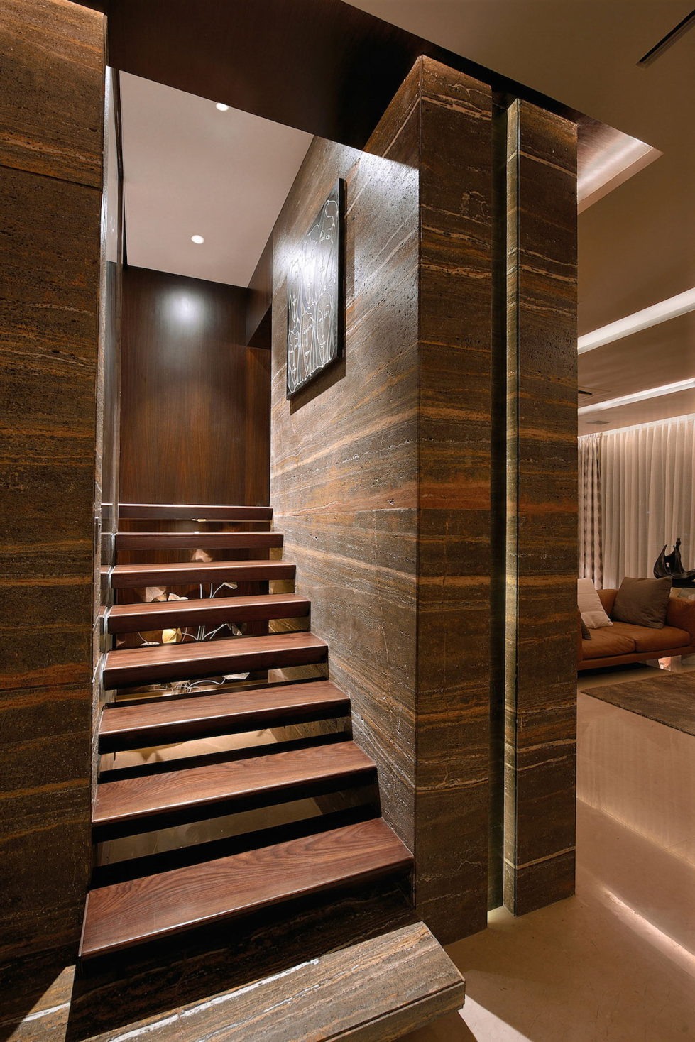 The Two-Storey Apartment In Mumbai The Project Of Space Dynamix Studio 9