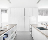 The wooden house in the Canadian woods 14