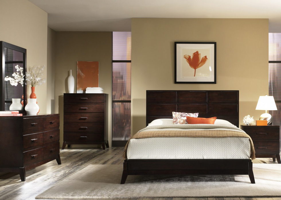 The beige and brown color in the interior