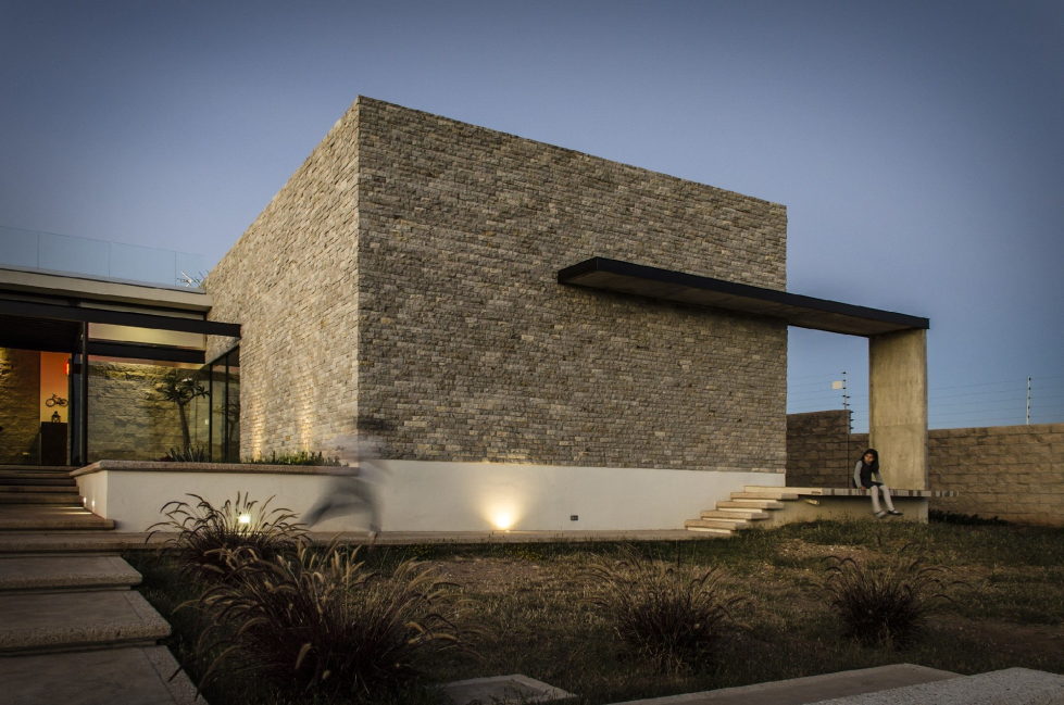 The modern private house La Tomatina house in Aguascalientes, Mexico 24