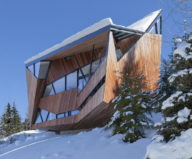 Modern country house upon the project of Patkau architects studio 16