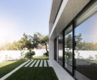 Oeiras House in Portugal from Joao Tiago Aguiar studio 21